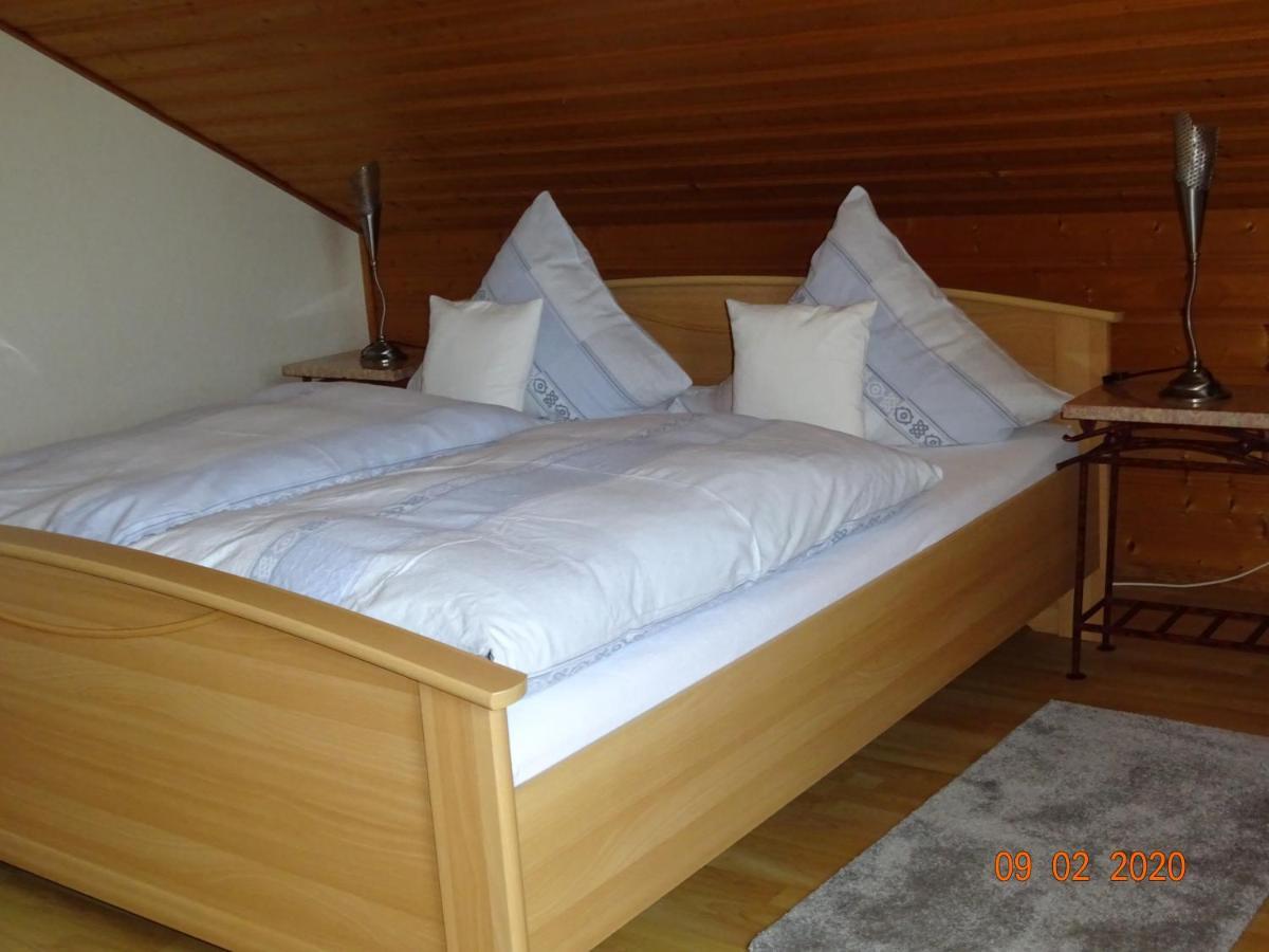 Ferienwohnung Lohrer Nideggen Luaran gambar